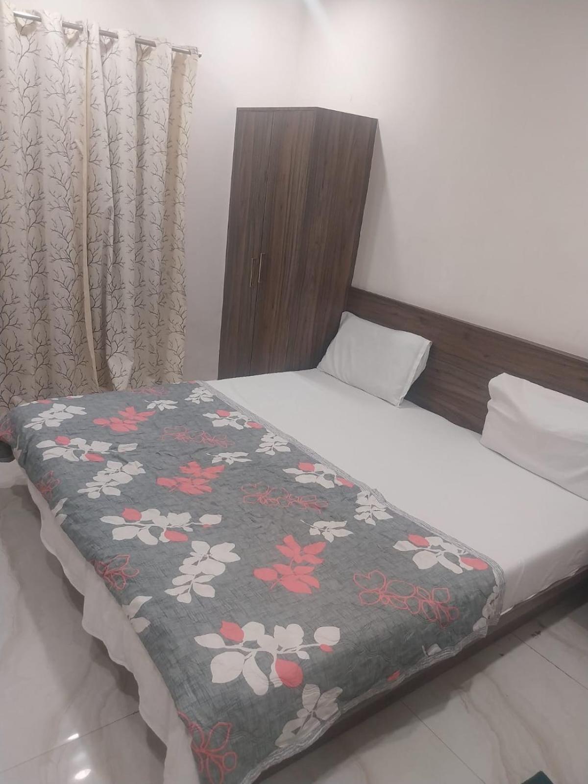 Hotel Rovers Inn Amritsar Exterior foto