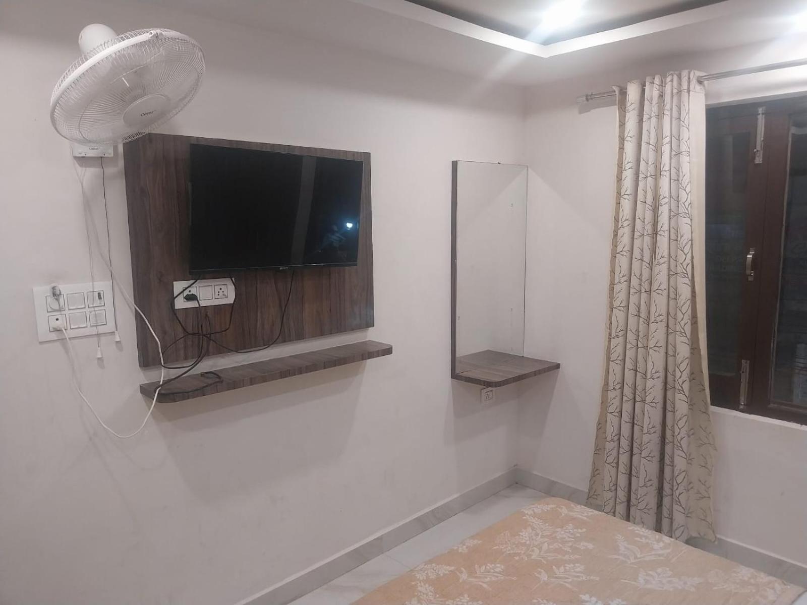 Hotel Rovers Inn Amritsar Exterior foto